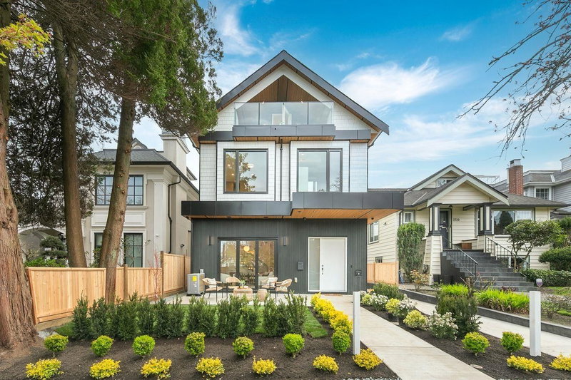 3708 18th Avenue W #1, Vancouver, British Columbia