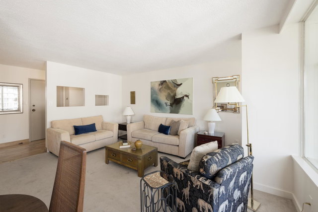 903 - 1480 Duchess Avenue