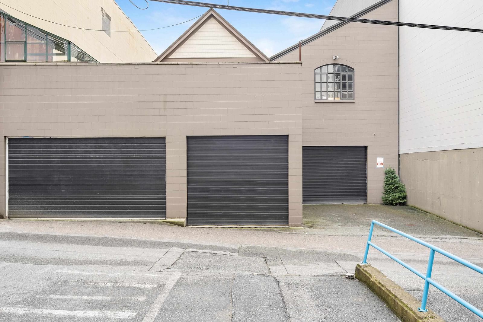 Listing Image 31