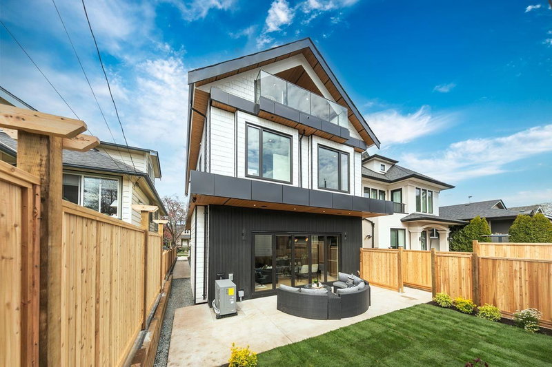 3708 18th Avenue W #2, Vancouver, British Columbia