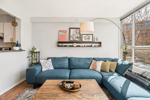 219 - 288 8th Avenue E