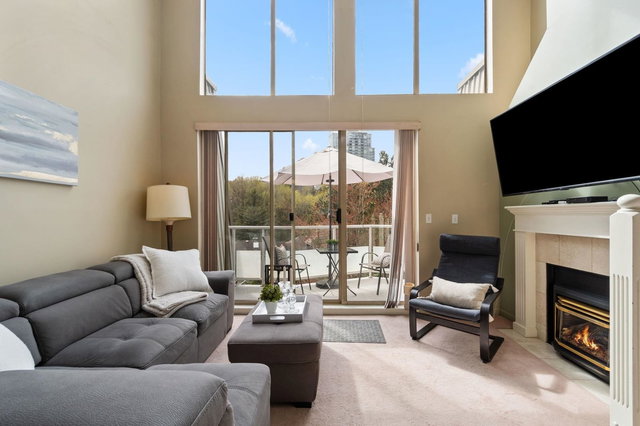 402 - 60 Richmond Street