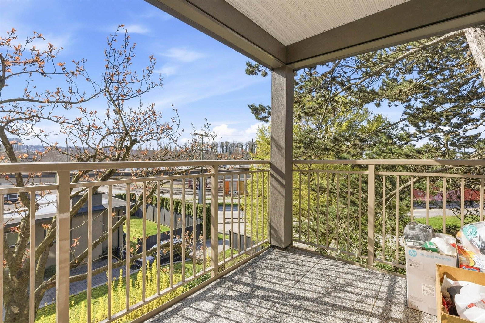 Listing Image 15