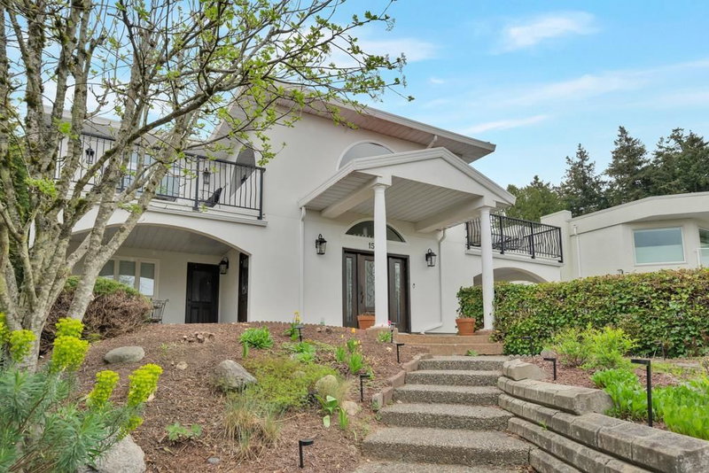 15423 Buena Vista Avenue, White Rock, V4B 1Y9 | Image 2