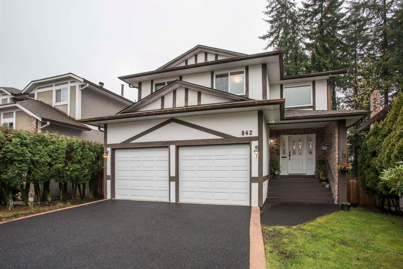 842 Lighthouse Court, Coquitlam, V3J 7N6 | Image 2