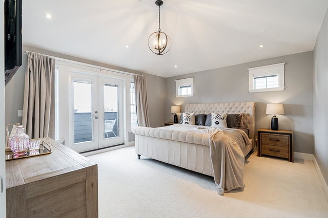 15708 Mountain View Drive