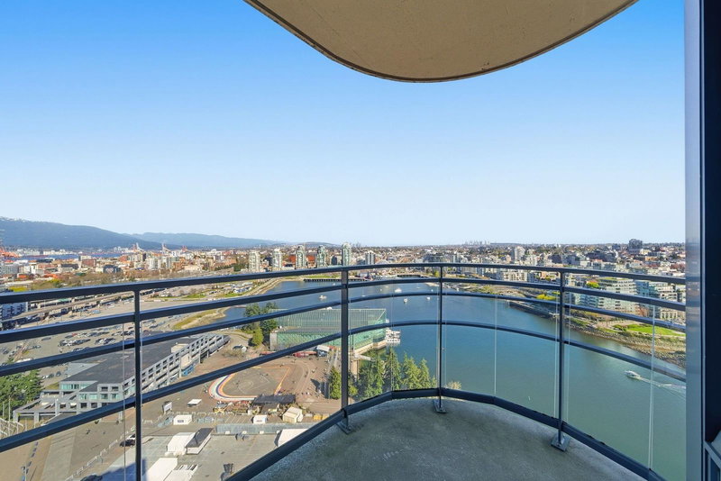 33 Smithe Street #3302, Vancouver, British Columbia