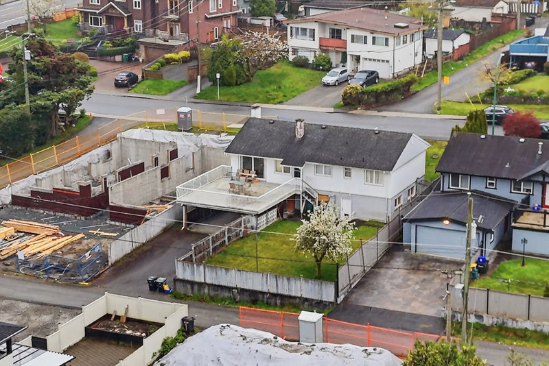 4465 Price Crescent, Burnaby, V5G 2N5 | Image 2