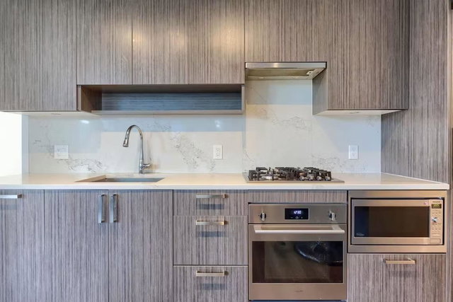 4105 - 13350 Central Avenue