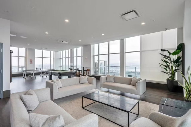 4105 - 13350 Central Avenue