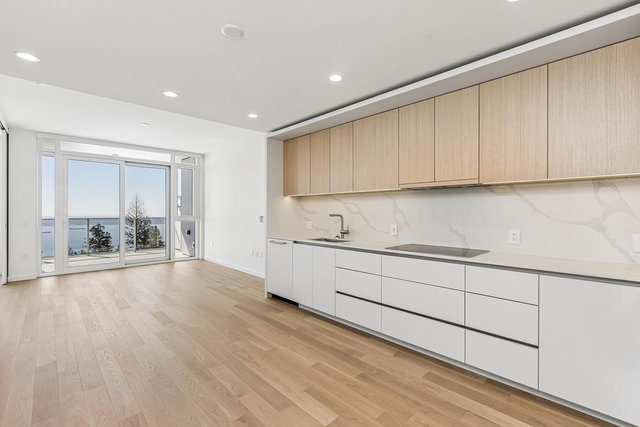 609 - 3963 Uplands Way