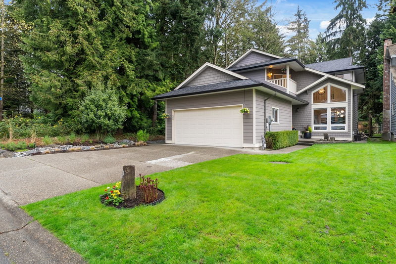 1530 Lighthall Court, North Vancouver, V7G 2G2 | Image 2