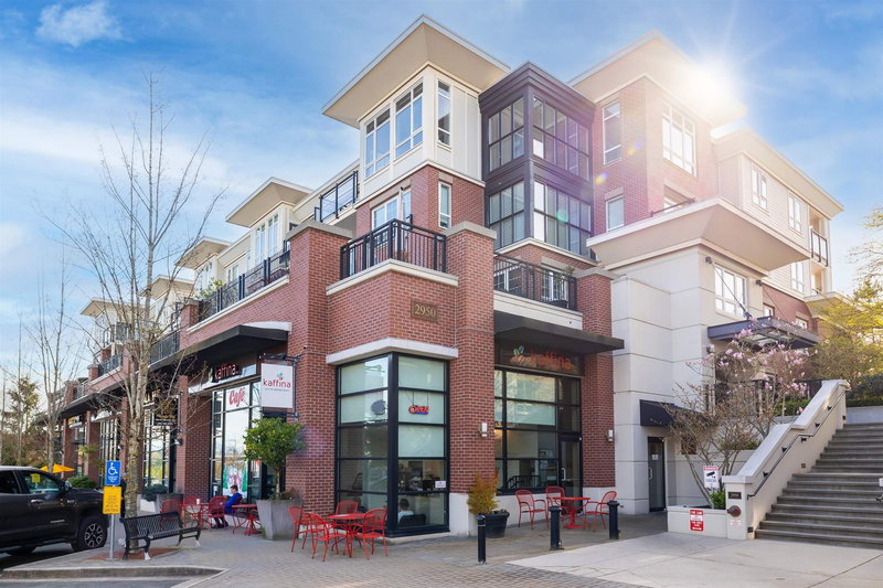 402 - 2950 King George Boulevard