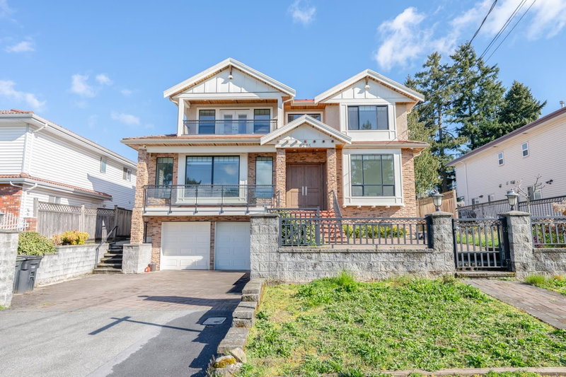 4215 Watling Street, Burnaby, V5J 1V4 | Image 2