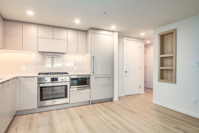 2106 - 311 Alderson Avenue