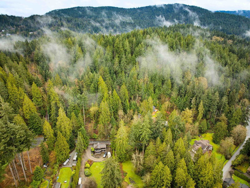 5250 Coombe Lane, Port Moody, V3H 4N6 | Image 2