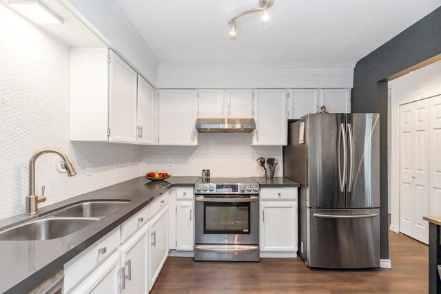 301 - 33490 Cottage Lane