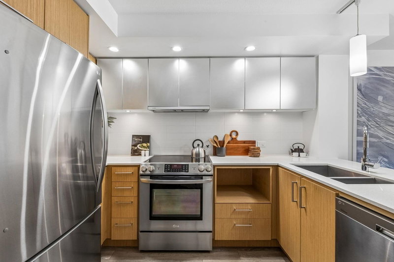 221 3rd Street E #211, North Vancouver, British Columbia