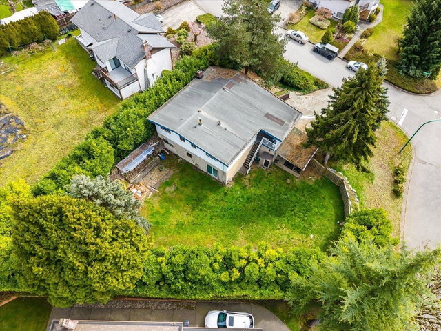 8071 Greenlake Place