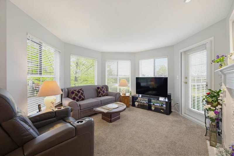 206 - 15150 108 Avenue, Surrey, V3R 0V1 | Image 3