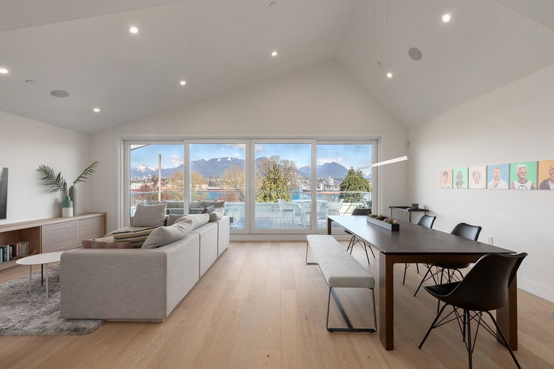 2732 Wall Street, Vancouver, British Columbia