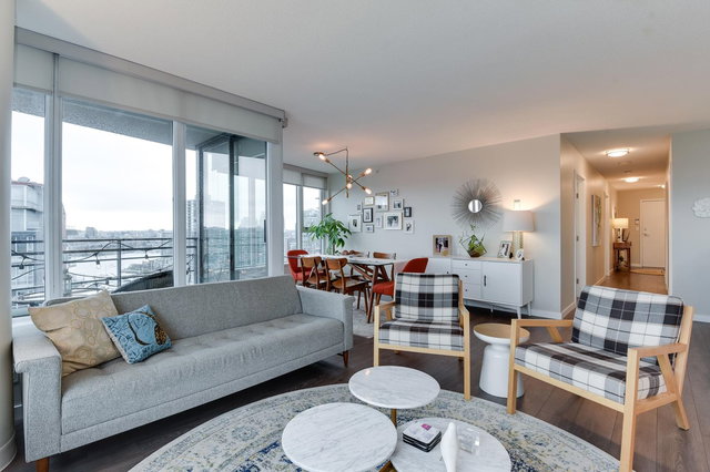 2803 - 33 Smithe Street