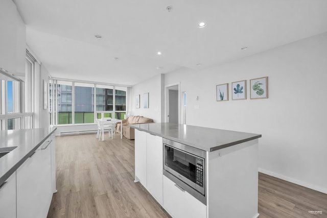 1607 - 6638 Dunblane Avenue