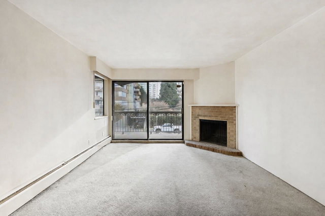 205 - 707 Hamilton Street