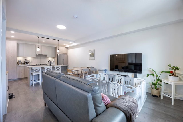 115 - 715 Ducklow Street