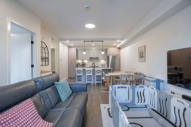 115 - 715 Ducklow Street