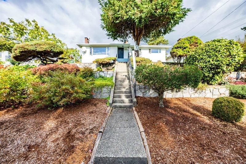 5529 Keith Street, Burnaby, V5J 3C4 | Image 2