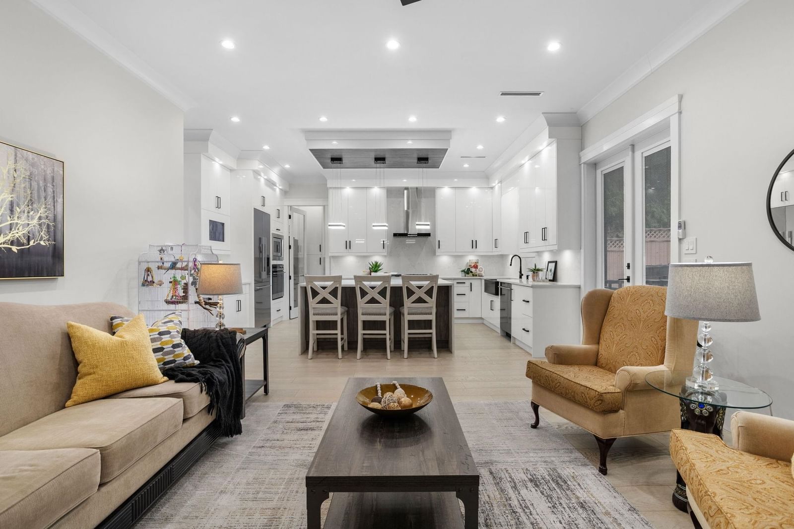 Listing Image 10