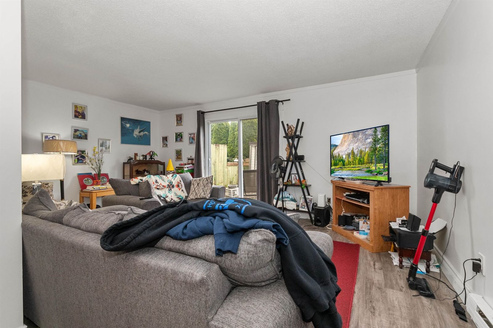 Listing Image 17