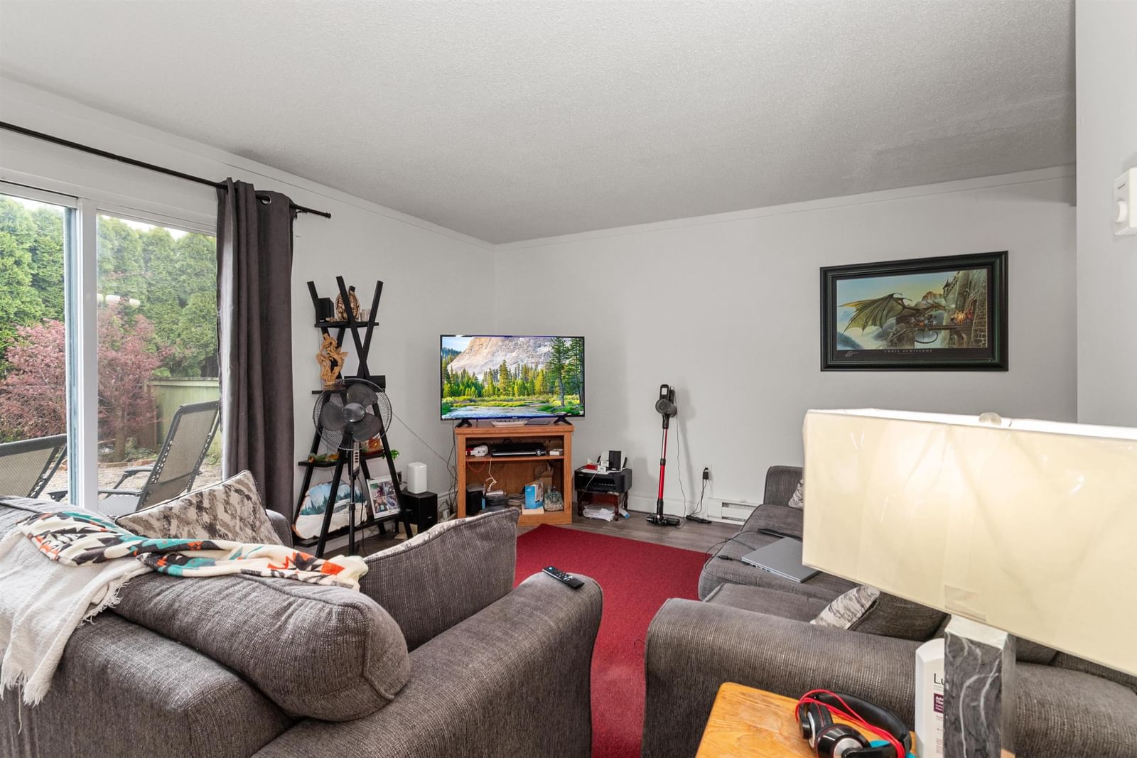 Listing Image 19