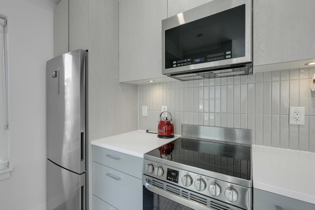 309 - 10777 138 Street