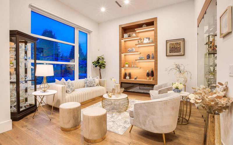 602 Midvale Street, Coquitlam, V3J 6L9 | Image 2