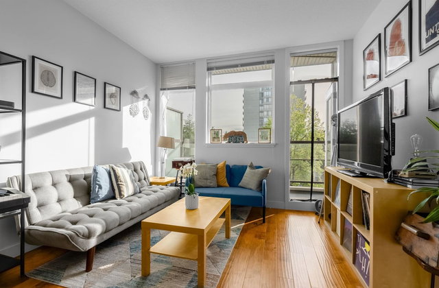 409 - 5692 Kings Road