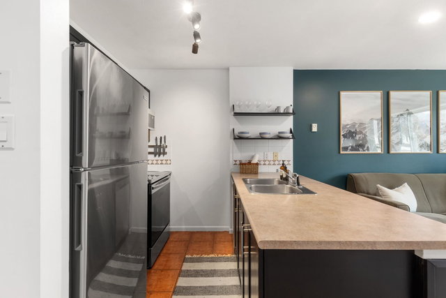 407 - 4314 Main Street