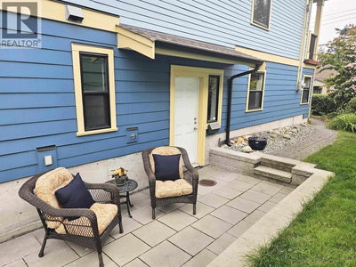 823 Edinburgh Street | New Westminster | Image