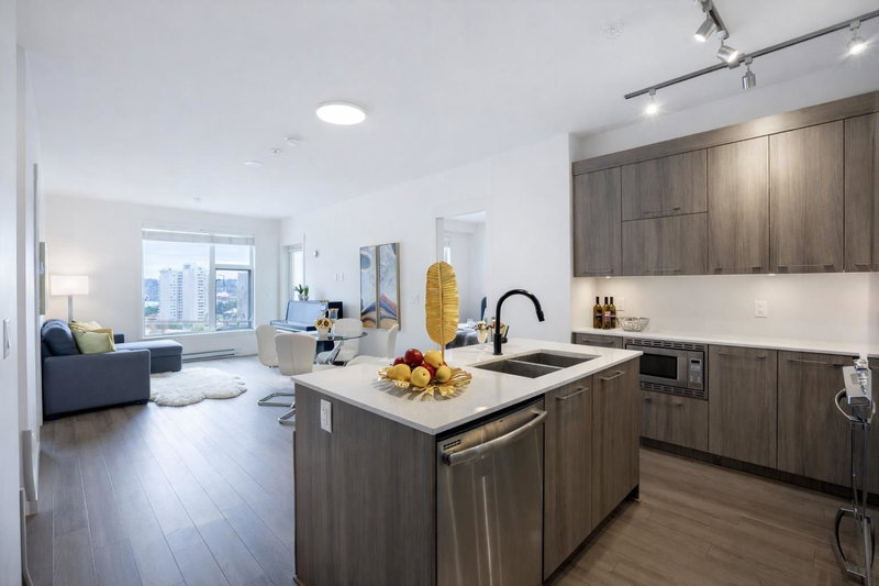 405 - 1012 Auckland Street, New Westminster, V3M 0M3 | Image 2