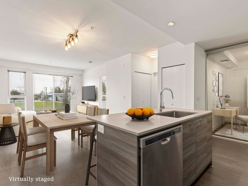 10581 140 Street #311, Surrey, British Columbia