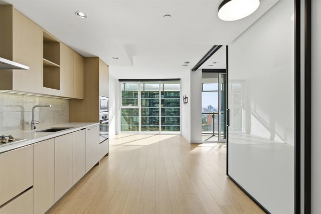 1583 - 87 Nelson Street