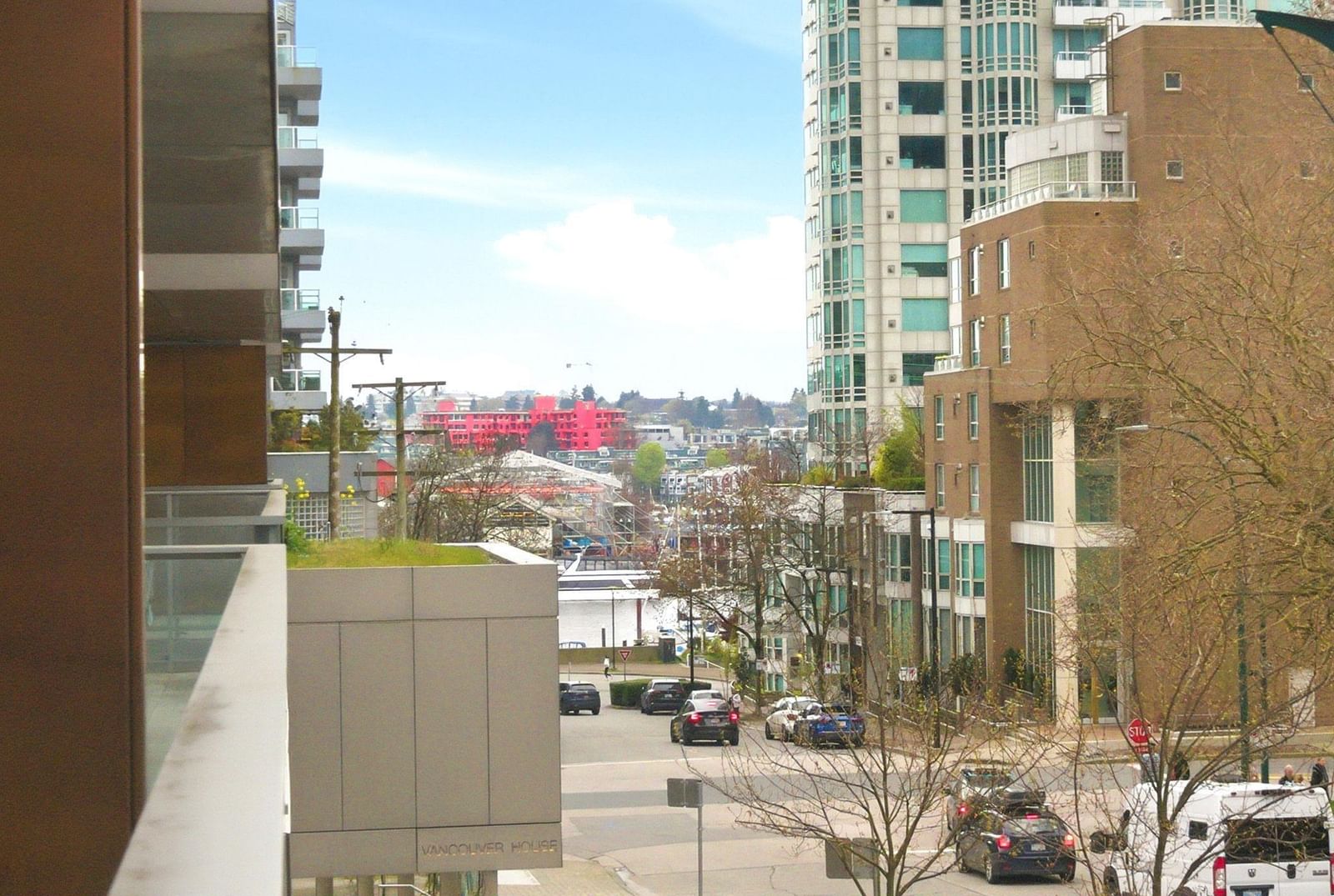 Listing Image 12