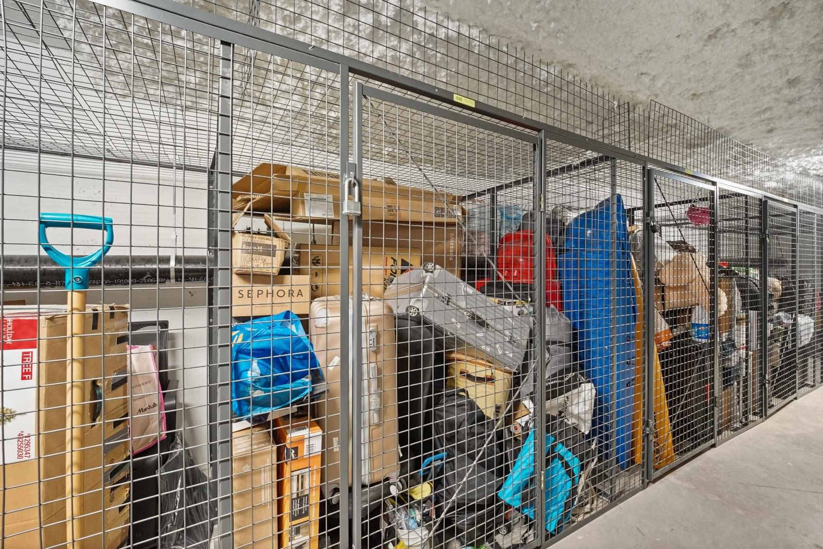 Listing Image 20