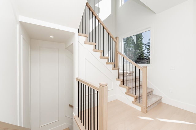 2 - 14259 Park Drive S