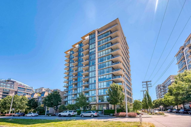 12F - 288 1st Avenue