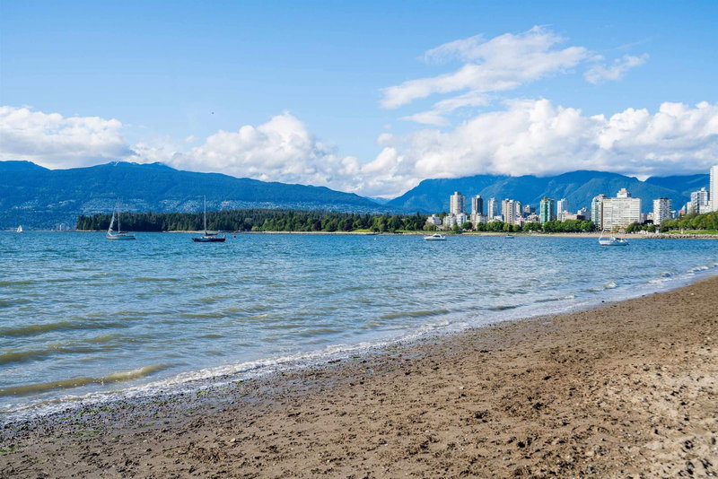 2015 Creelman Avenue, Vancouver, V6J 1C2 | Image 2