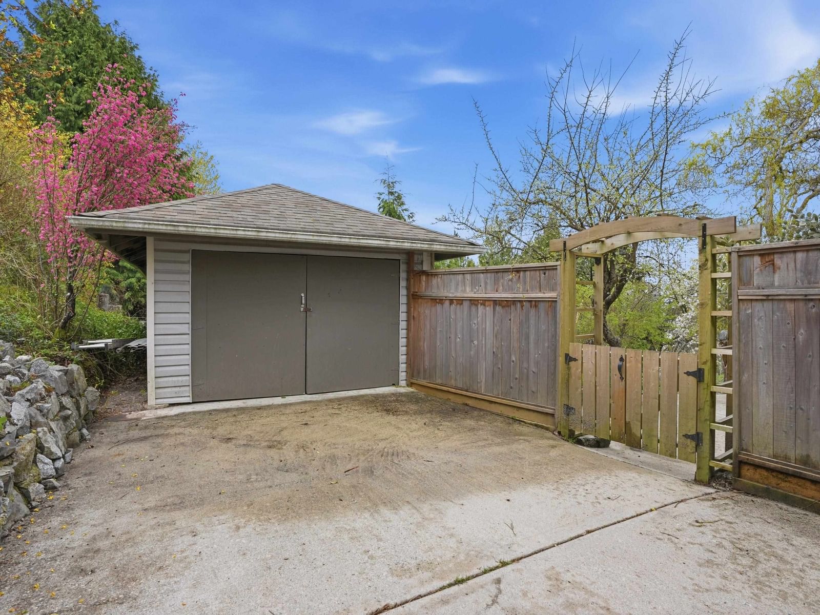 Listing Image 35