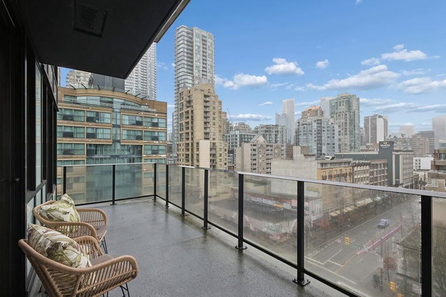 902 - 1325 Rolston Street