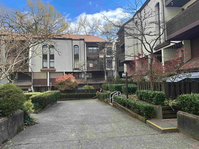 304 - 365 Ginger Drive